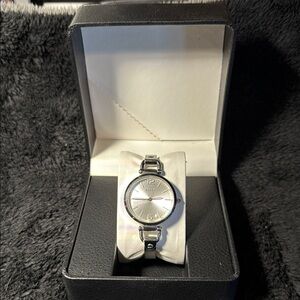 Women’s Fossil ES3083 Stainless Steel Silver-Tone 32mm Bracelet Strap Watch